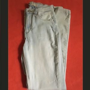 Light denim High waisted jeans